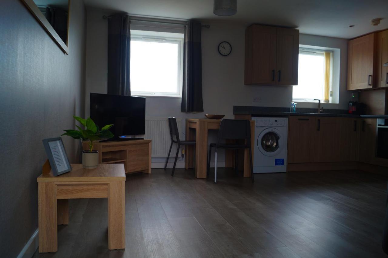 Chapel Court Apartments Cannock Dış mekan fotoğraf