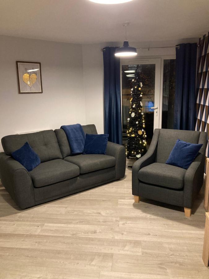 Chapel Court Apartments Cannock Dış mekan fotoğraf