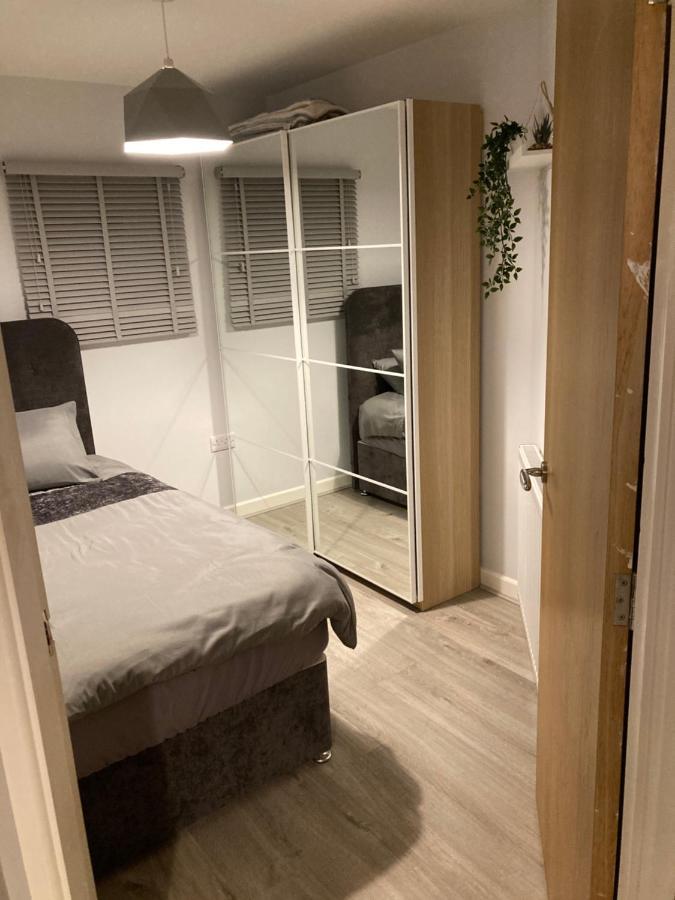 Chapel Court Apartments Cannock Dış mekan fotoğraf