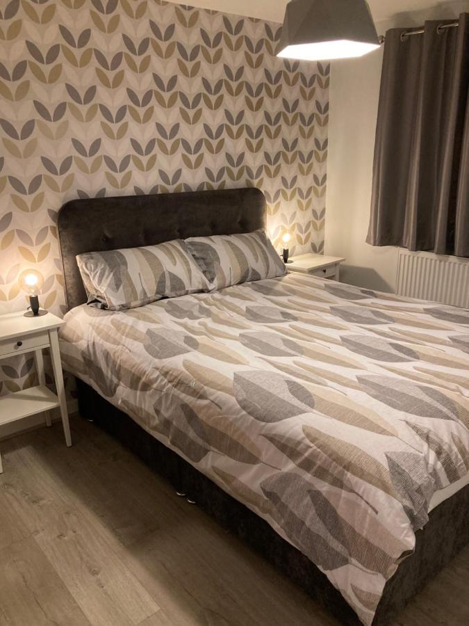 Chapel Court Apartments Cannock Dış mekan fotoğraf