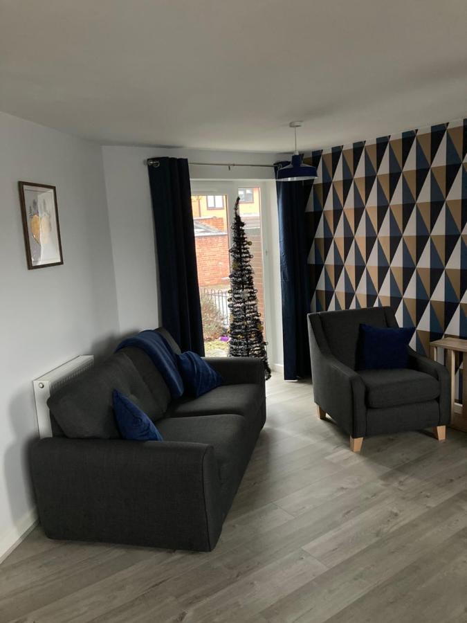 Chapel Court Apartments Cannock Dış mekan fotoğraf