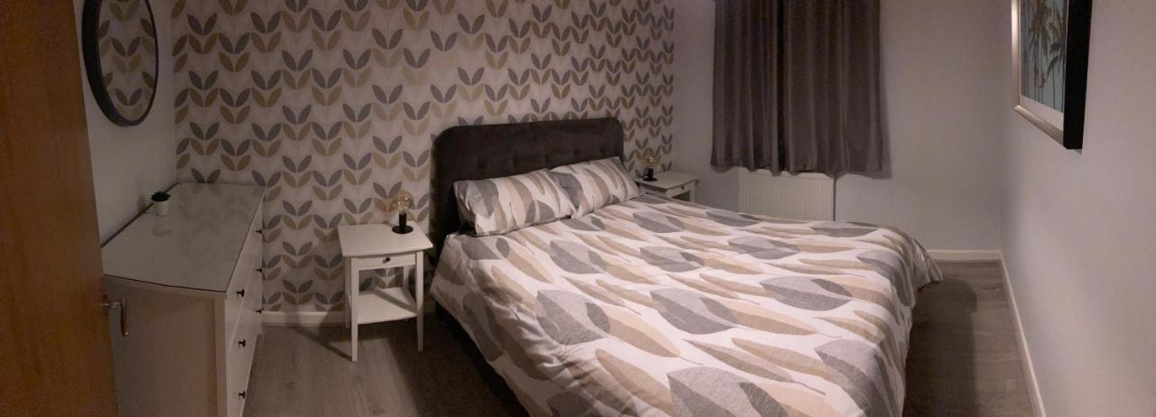Chapel Court Apartments Cannock Dış mekan fotoğraf