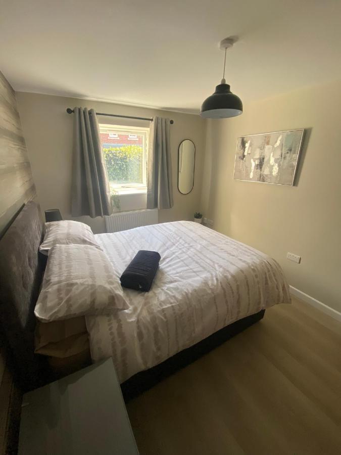 Chapel Court Apartments Cannock Dış mekan fotoğraf