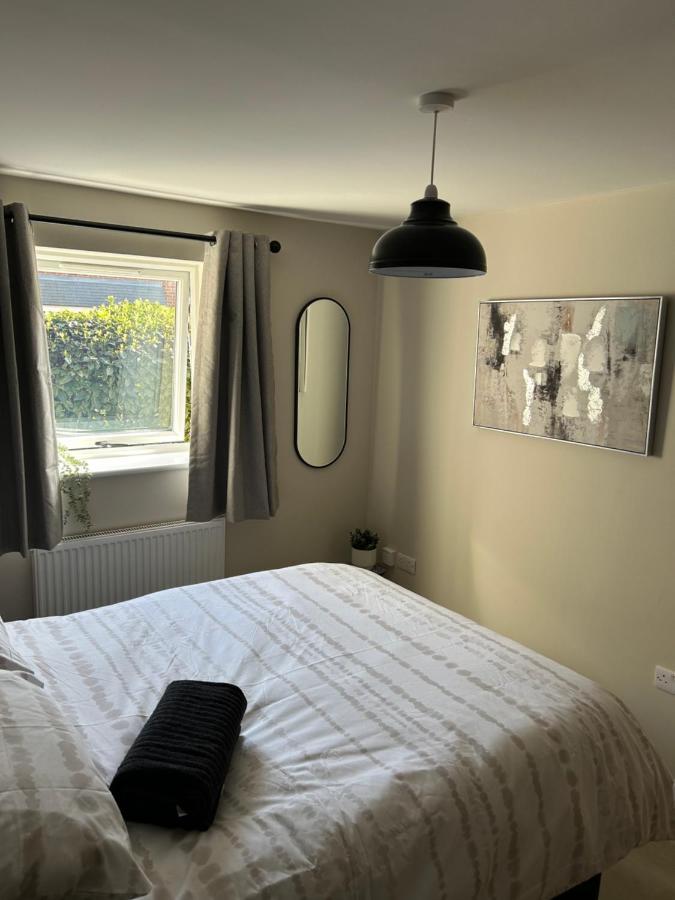 Chapel Court Apartments Cannock Dış mekan fotoğraf