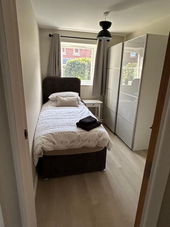 Chapel Court Apartments Cannock Dış mekan fotoğraf