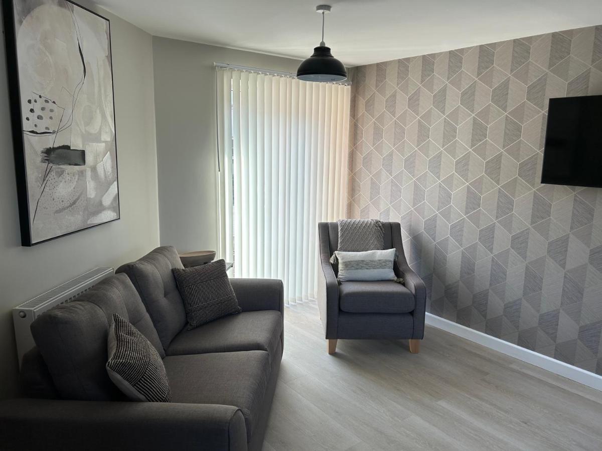 Chapel Court Apartments Cannock Dış mekan fotoğraf